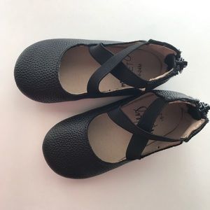 Monkey Feet black leather ballet flats